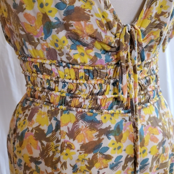 Free People Womans Size 0 Fit & Flare Short Floral Dress Yellow w/Rutched Sleeve - Picture 3 of 13